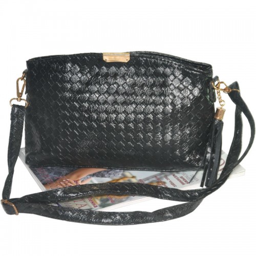 Женский клатч плетеный с кисточкой 01524350810302black черный