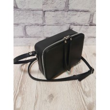 Сумка женская "КВАДРО" натуральная кожа черная суперматовая