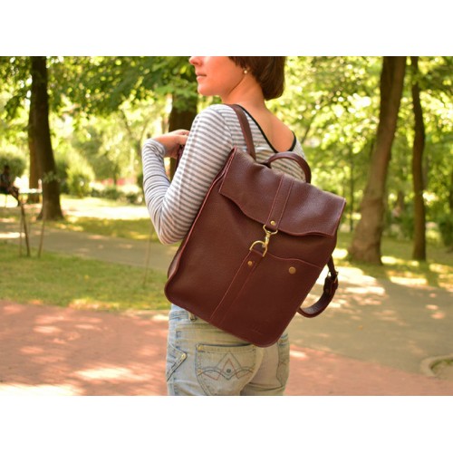 Кожаный рюкзак на карабине 893013 бордо