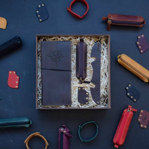 Набір шкіряних аксесуарів BABAK Voyage коричневий