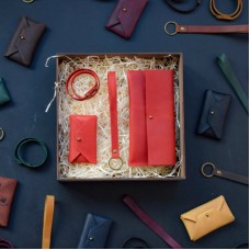 Набір шкіряних аксесуарів BABAK Lille червоний