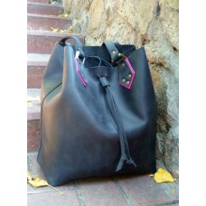 Жіноча шкіряна сумка-мішок Taita Blac 883076 чорна