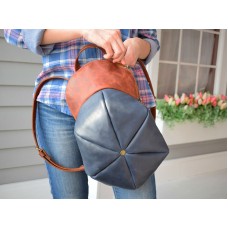 Кожаный рюкзак-кепка KEPI Comb BC884062/65 синий, коньяк