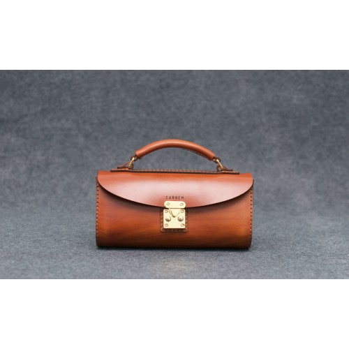 Женская кожаная сумка CARNEM brown SCALE bag коричневая