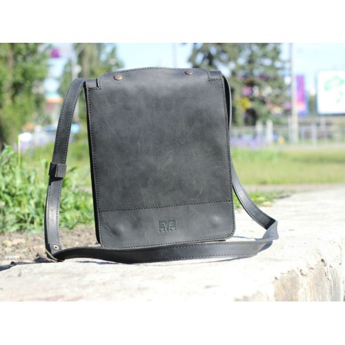 Чоловіча шкіряна сумка "Планшетник - М" чорна