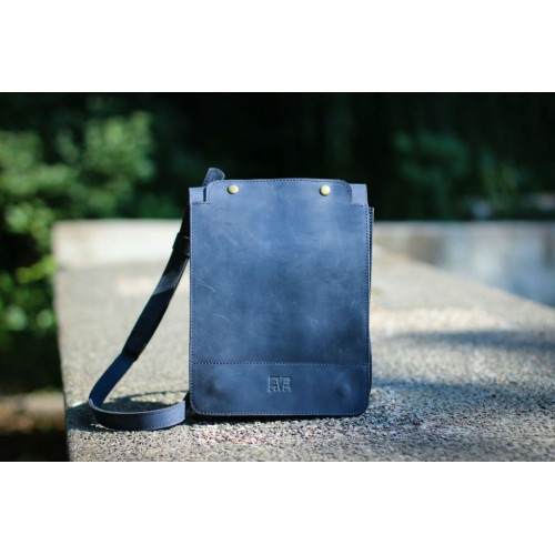 Чоловіча шкіряна сумка "Планшетник - М" синя