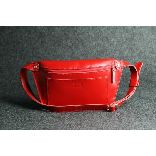 Кожаная поясная сумка "Лодочка" красная кайзер