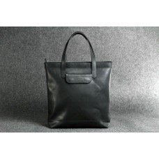 Женская кожаная сумка "Же - вертикальная" черная кайзер