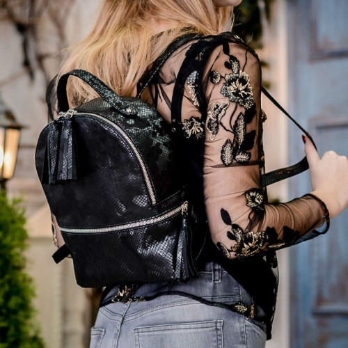 Женский кожаный рюкзак 90340 черная