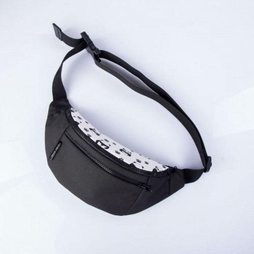 Черная бананка с большими пандами TWINSSTORE Б9